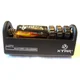 Gros plan sur le chargeur (avec 1 batterie)
