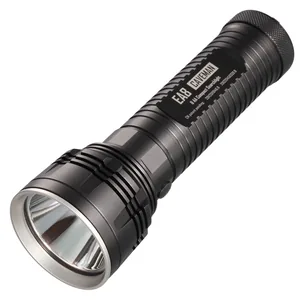 Lampe Nitecore EA8 Caveman