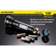 La Nitecore EA8 fonctionne avec 8 batteries AA