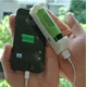 Le chargeur ML-102, ici avec une batterie NCR18650B