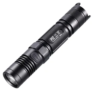 Lampe Nitecore P12