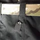 La micro-pochette SERE est minuscule
