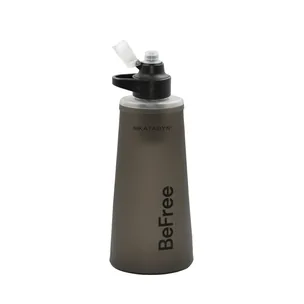Filtre BeFree AC 1,0 L noir vu de face, capuchon rabattable ouvert