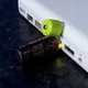 Lorsque la pile se recharge, un voyant lumineux vert s'allume