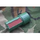 Entièrement étanche et possédant un grattoir, la boîte peut contenir jusqu'à 40 allumettes Stormproof